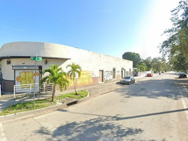 House image located at Miami, FL 33150