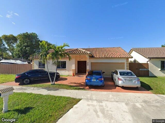 House image located at Miami, FL 33177