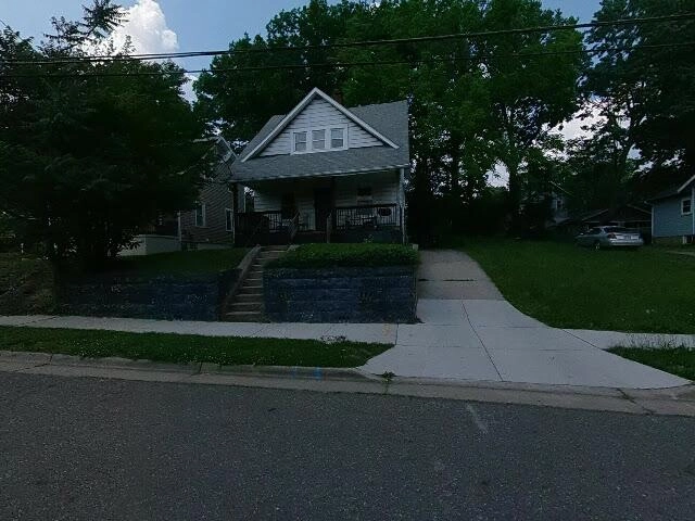 House image located at Akron, OH 44307