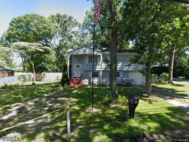 House image located at Holbrook, NY 11741