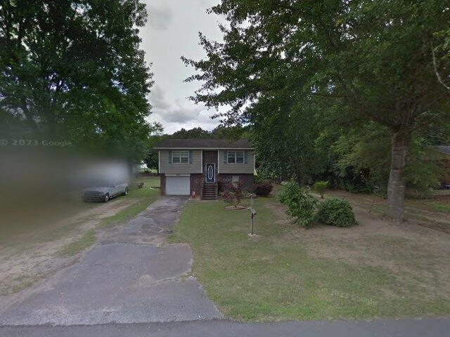 House image located at Clanton, AL 35045