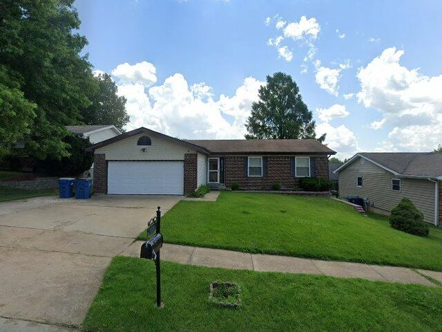House image located at Maryland Heights, MO 63043