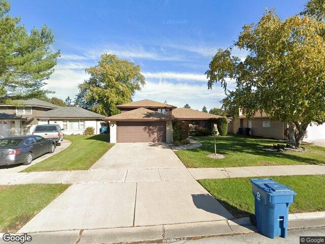 House image located at South Holland, IL 60473