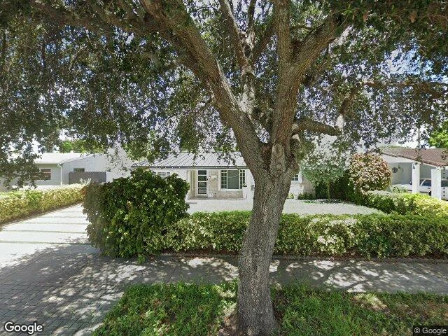 House image located at Hollywood, FL 33024