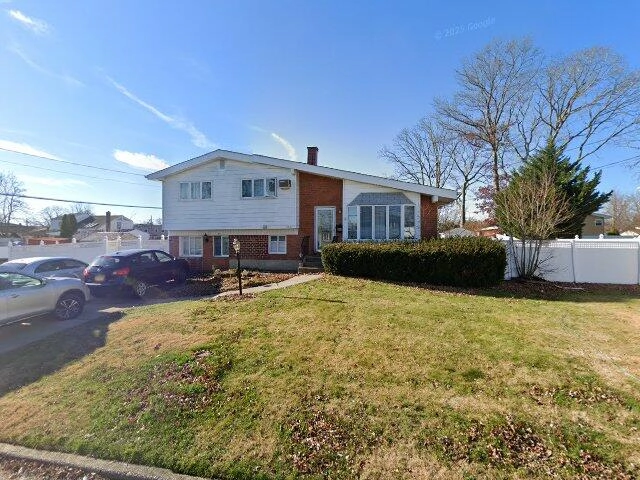 House image located at Deer Park, NY 11729