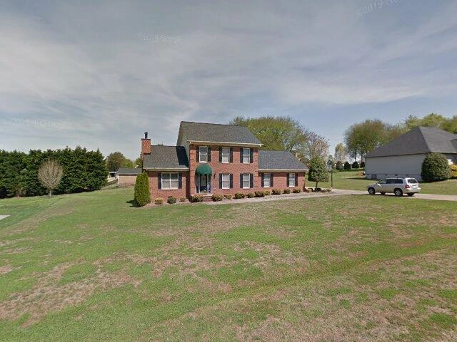 House image located at Hickory, NC 28602