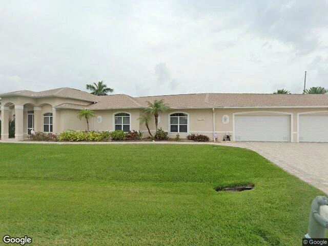 House image located at North Fort Myers, FL 33917