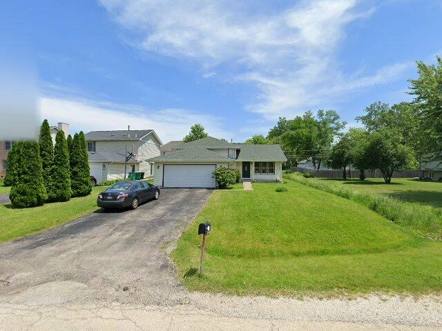 House image located at Carol Stream, IL 60188