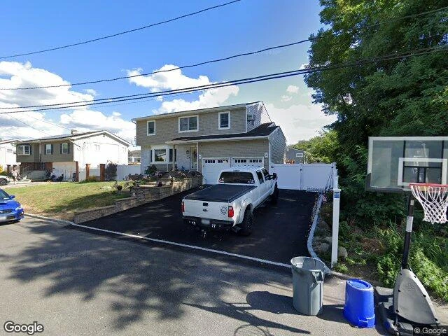 House image located at Deer Park, NY 11729