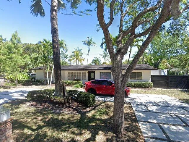 House image located at Miami, FL 33156