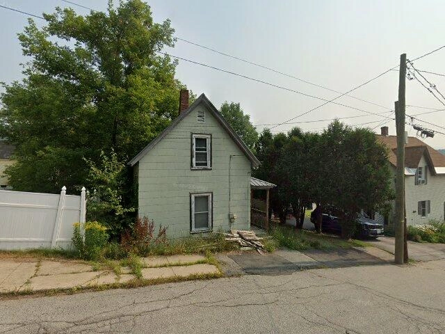 House image located at Berlin, NH 03570