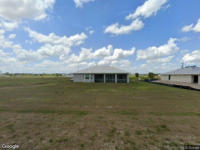 House image located at Labelle, FL 33935