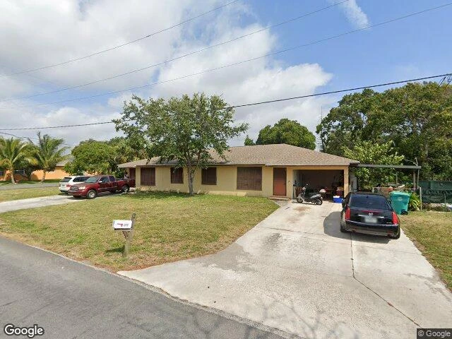 House image located at Boynton Beach, FL 33435
