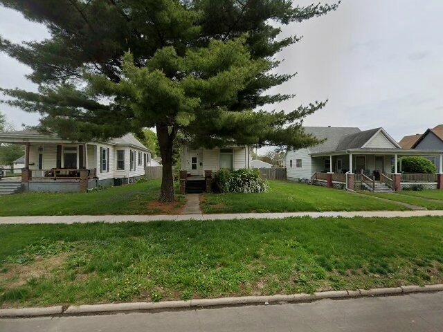 House image located at Lincoln, IL 62656