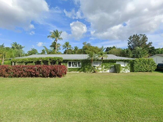 House image located at Miami, FL 33176