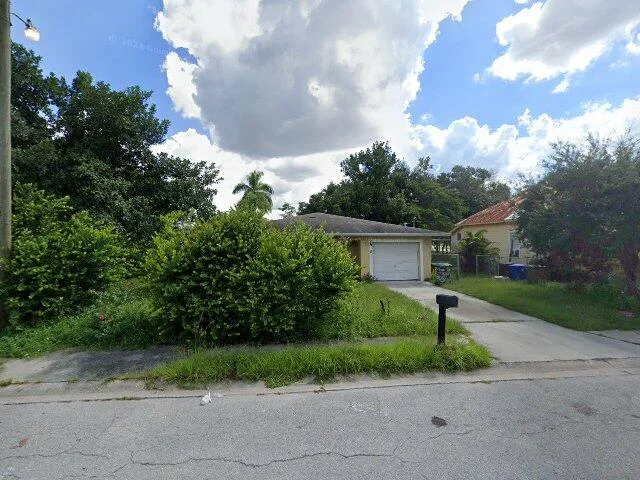 House image located at Fort Myers, FL 33916