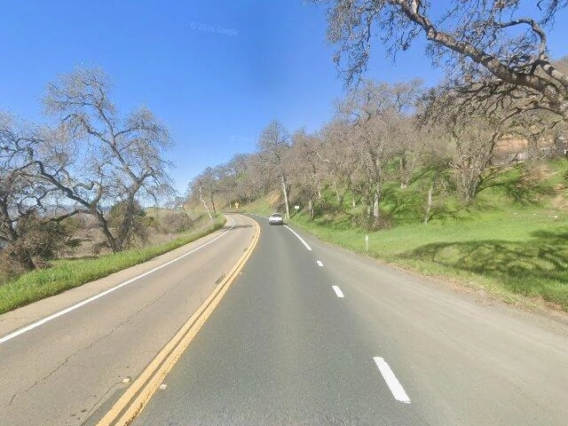 House image located at Clearlake Oaks, CA 95423