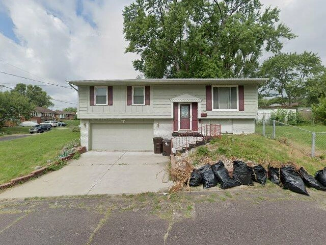 House image located at Peoria, IL 61604