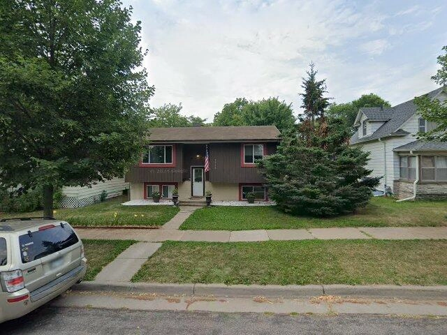 House image located at Saint Paul, MN 55106