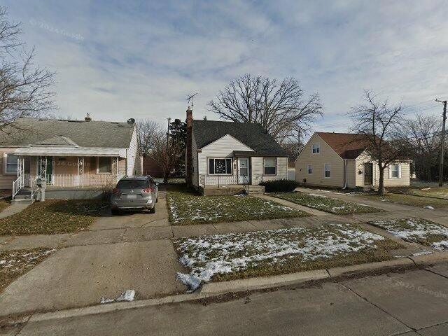 House image located at Harper Woods, MI 48225
