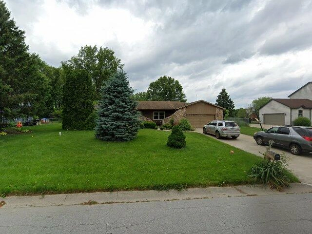 House image located at Valparaiso, IN 46383