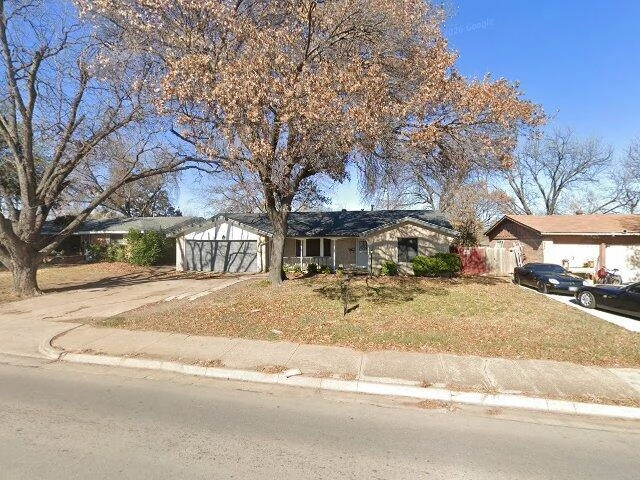 House image located at Arlington, TX 76010
