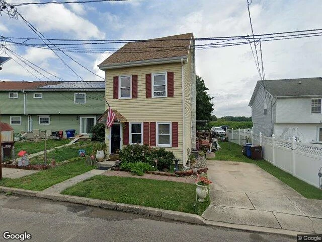 House image located at Riverside, NJ 08075