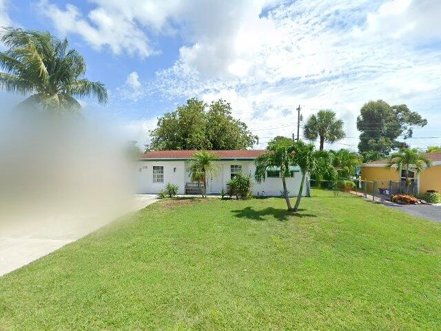 House image located at West Palm Beach, FL 33406
