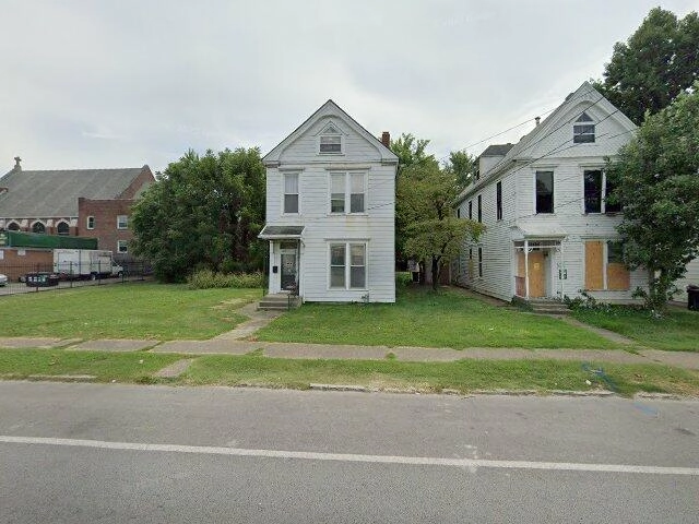 House image located at Louisville, KY 40212