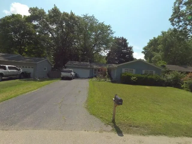 House image located at Waterman, IL 60556