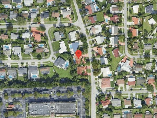 House image located at Miami, FL 33173