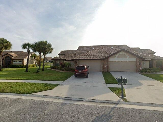 House image located at Boynton Beach, FL 33472