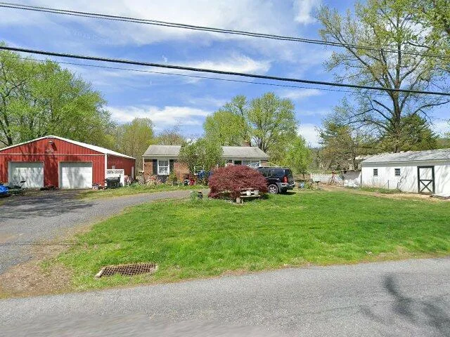 House image located at Oley, PA 19547