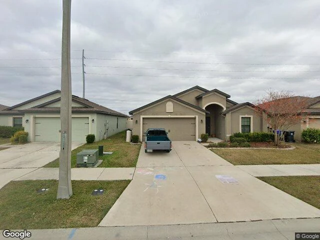 House image located at Ruskin, FL 33570