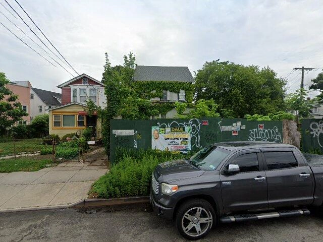 House image located at Saint Albans, NY 11412