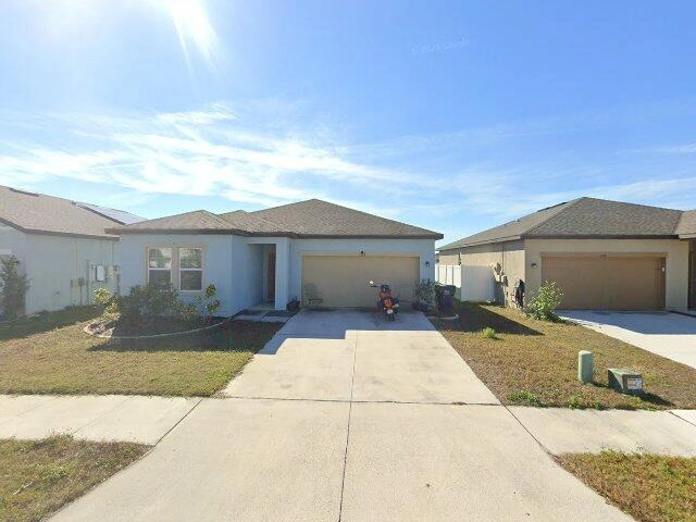 House image located at Ruskin, FL 33570