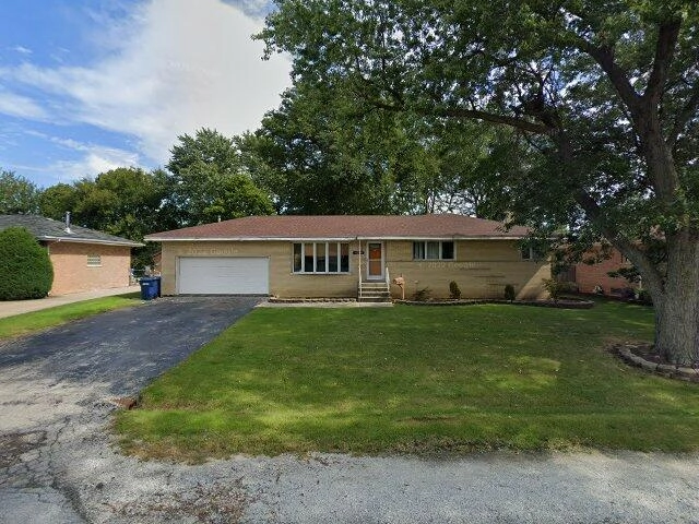 House image located at Worth, IL 60482