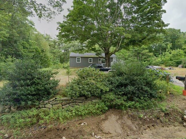 House image located at Deerfield, NH 03037