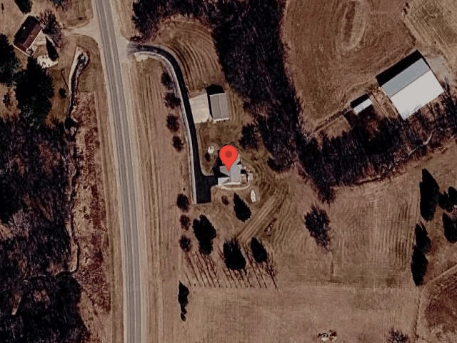House image located at Iron Ridge, WI 53035