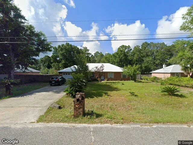 House image located at Milton, FL 32583