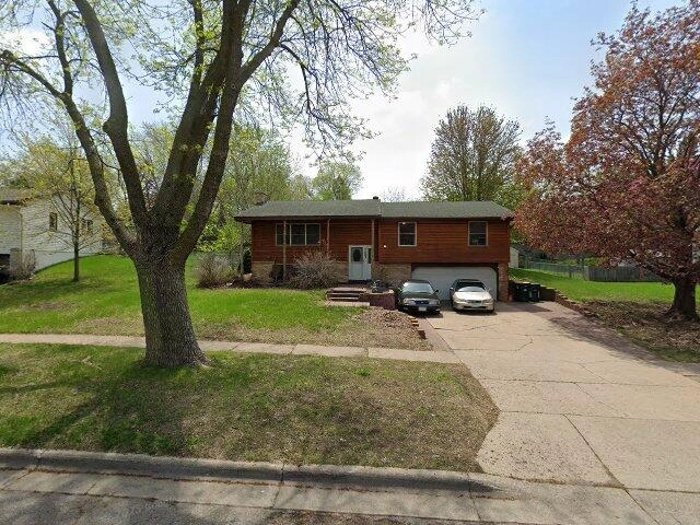 House image located at Burnsville, MN 55337