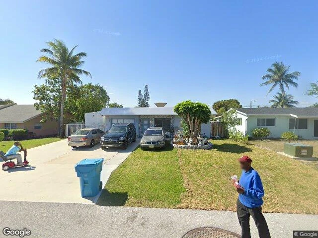 House image located at Boynton Beach, FL 33435