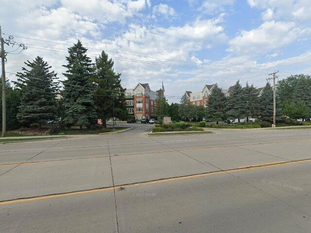 House image located at Wheeling, IL 60090