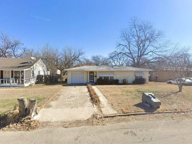 House image located at Brownwood, TX 76801