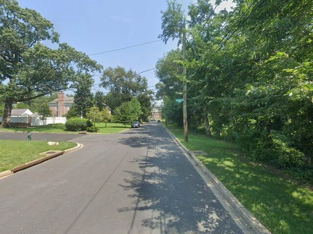 House image located at Wyandotte, MI 48192