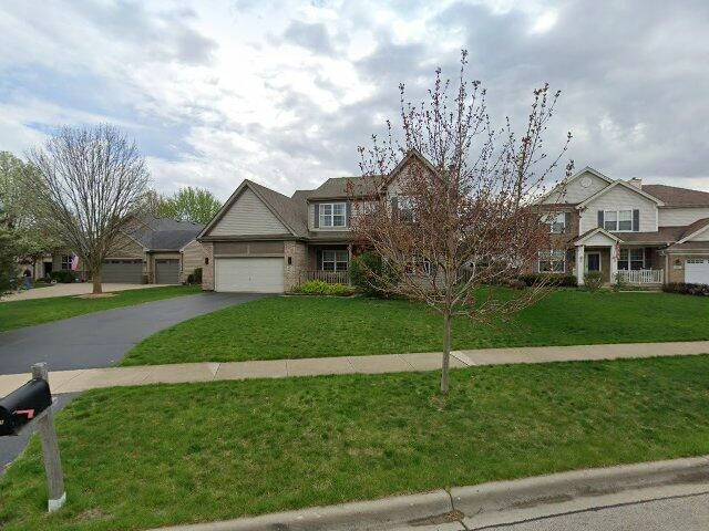 House image located at North Aurora, IL 60542