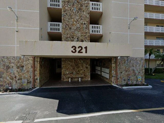 House image located at Dania, FL 33004