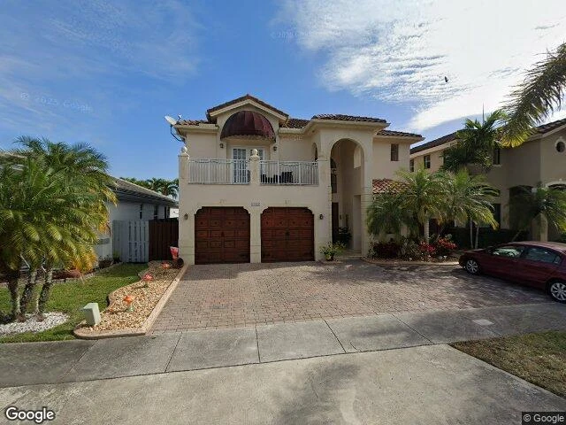 House image located at Miami, FL 33193