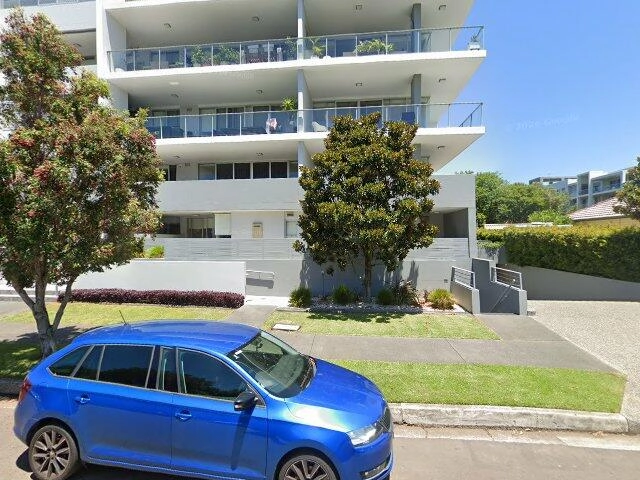 House image located at Saddle River, NJ 07458