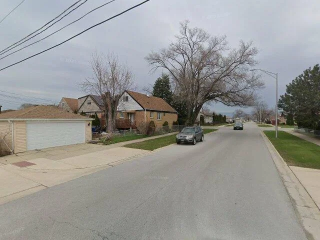 House image located at Burbank, IL 60459